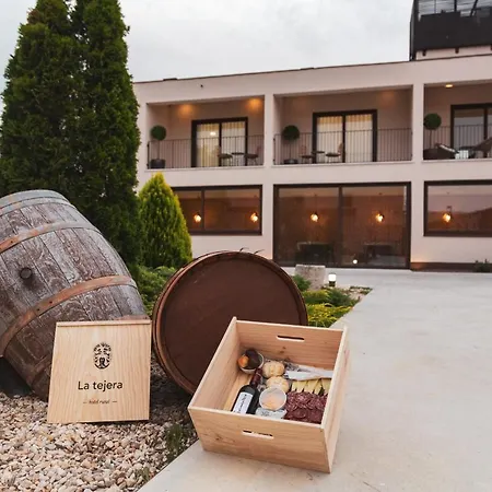 Hotel Rural La Tejera 4*