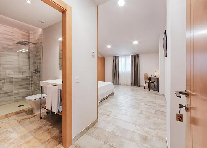 Hotel Rural La Tejera 4*